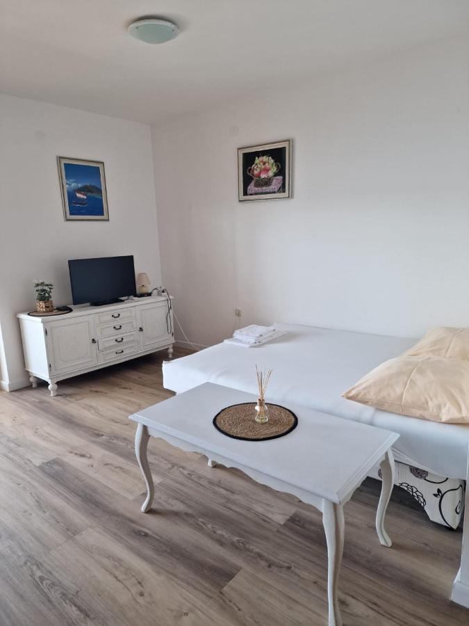 Villa Roing S Stanici 외부 사진